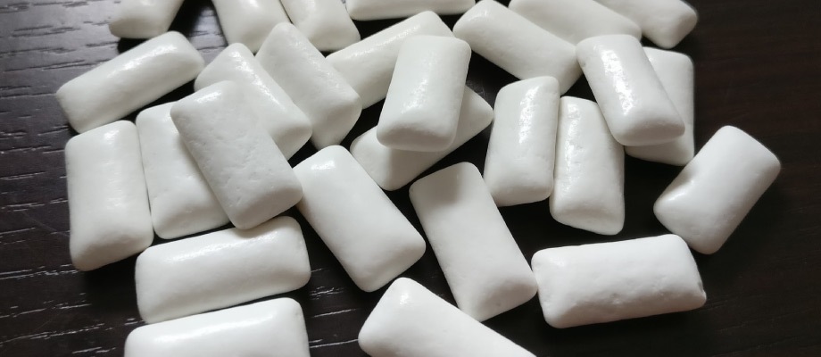 Is Chewing Gum Good for Dental Health? | Peak Dentistry